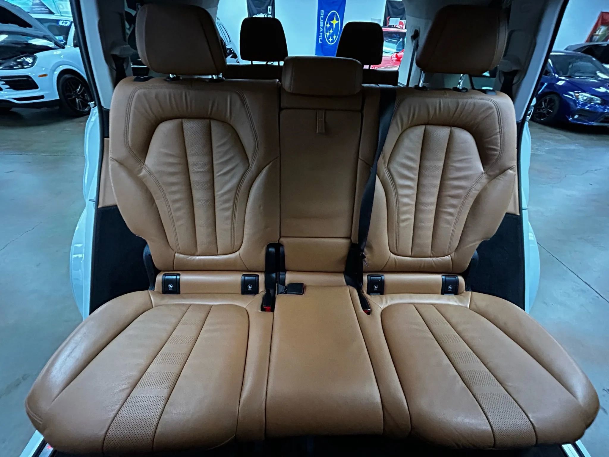 Used 2019 BMW X7 xDrive40i w/ Parking Assistance Package image 11