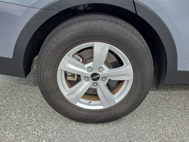 Certified 2024 Kia Sorento LX FWD image 5