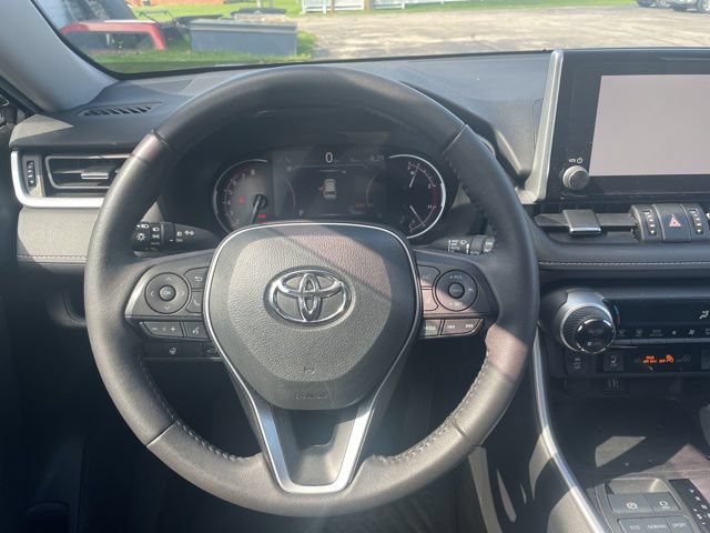 Used 2023 Toyota RAV4 XLE Premium AWD/4WD image 23