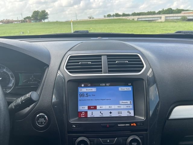 Used 2017 Ford Explorer XLT w/ Equipment Group 202A image 14