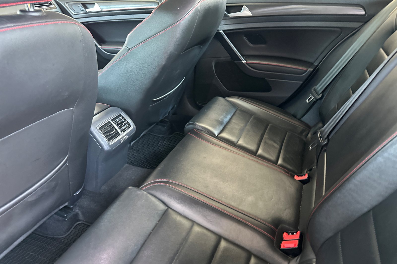Used 2019 Volkswagen GTI Rabbit Edition FWD image 12