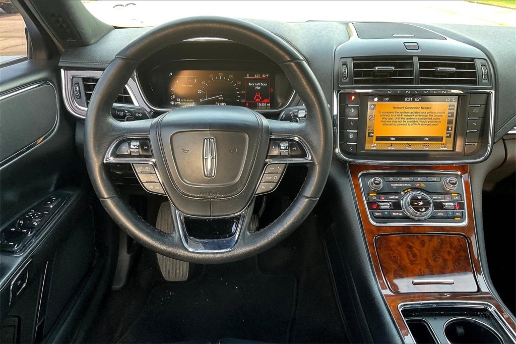 Used 2019 Lincoln Continental Premiere image 5