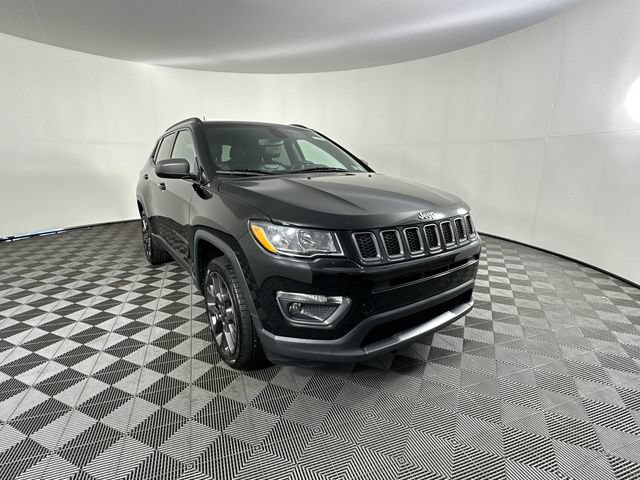 Used 2021 Jeep Compass Latitude w/ Sun and Sound Group AWD/4WD image 2