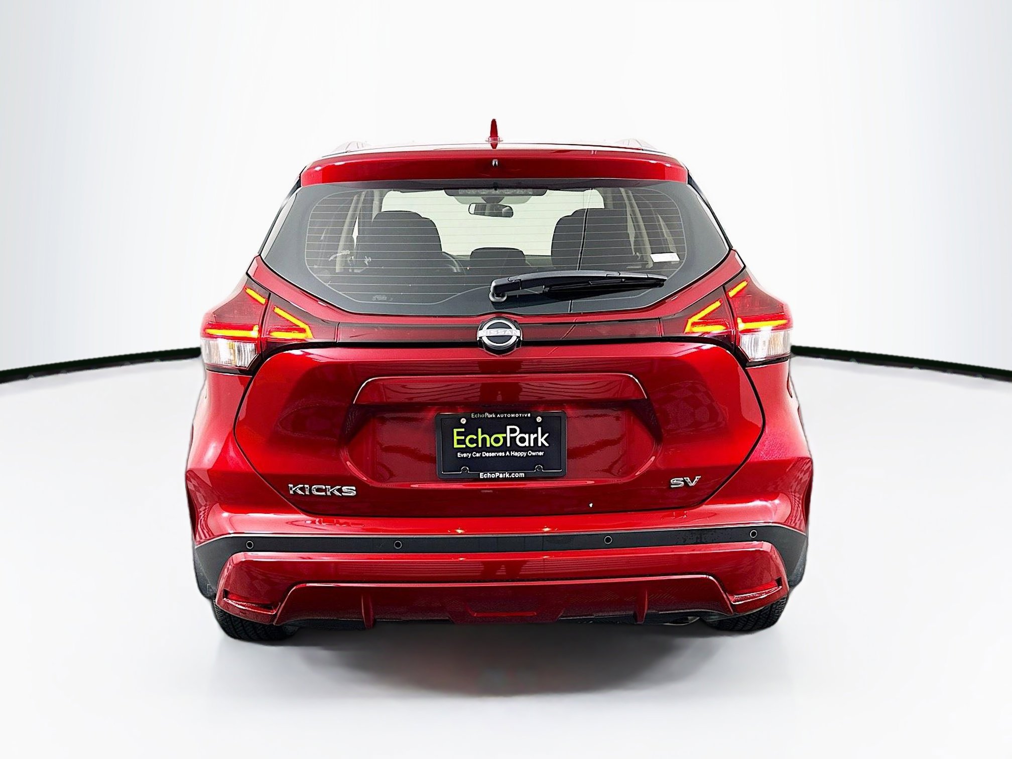 Used 2023 Nissan Kicks SV image 7