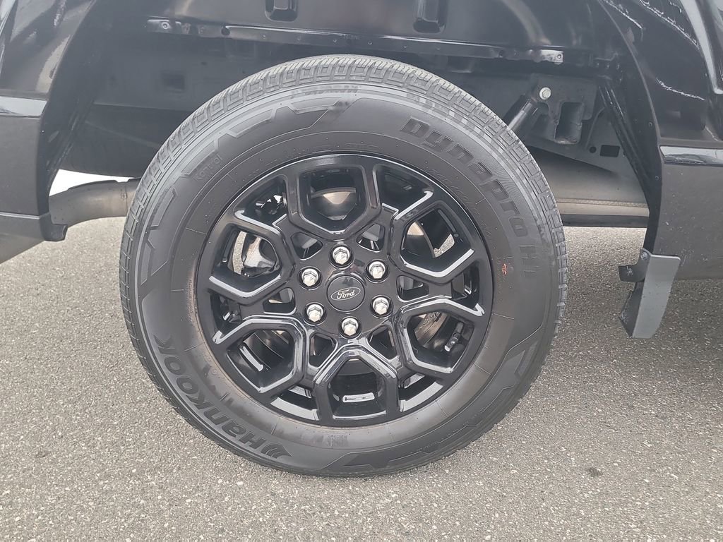 Used 2024 Ford F150 XLT w/ XLT Black Appearance Package image 5