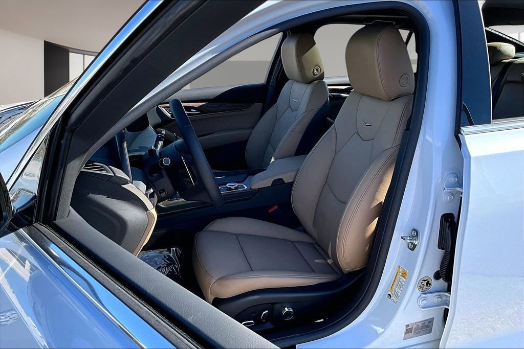 New 2026 Cadillac CT5 Premium Luxury w/ Technology Package AWD/4WD image 9