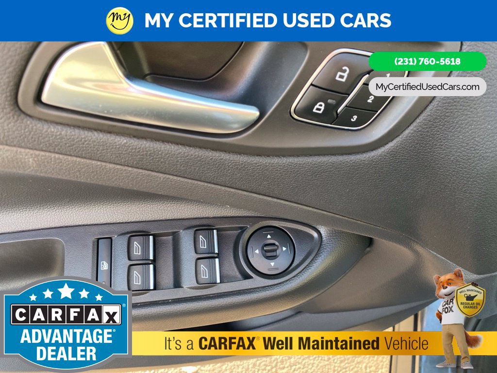 Used 2018 Ford Escape Titanium AWD/4WD image 14