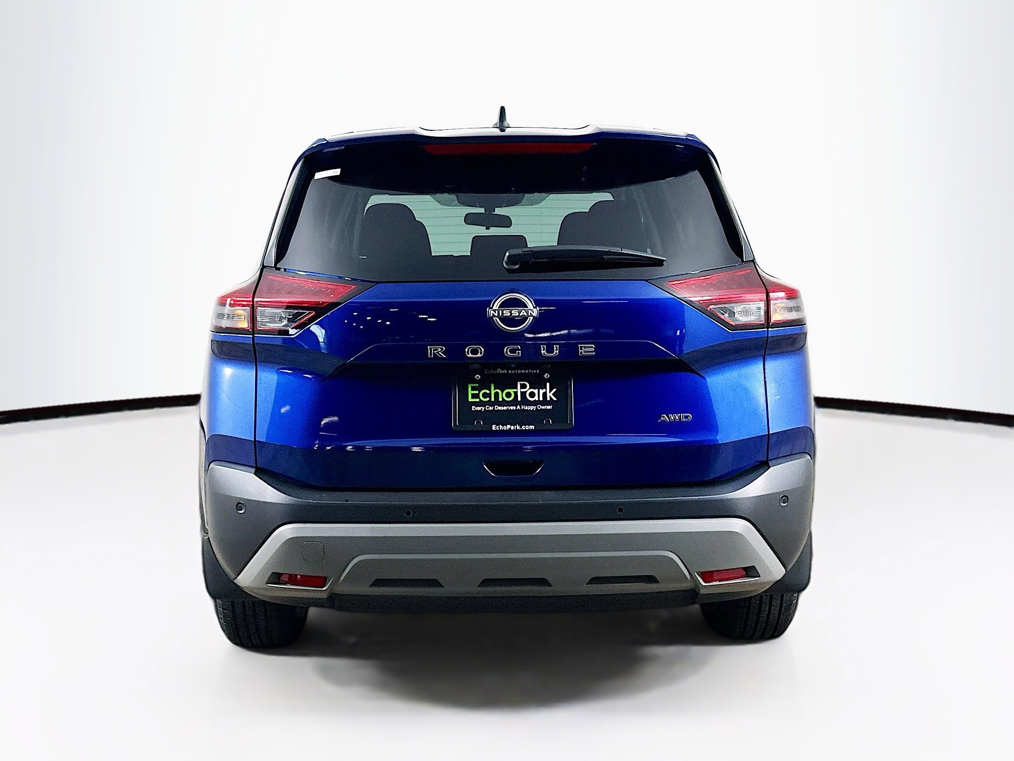 Used 2023 Nissan Rogue S AWD/4WD image 7