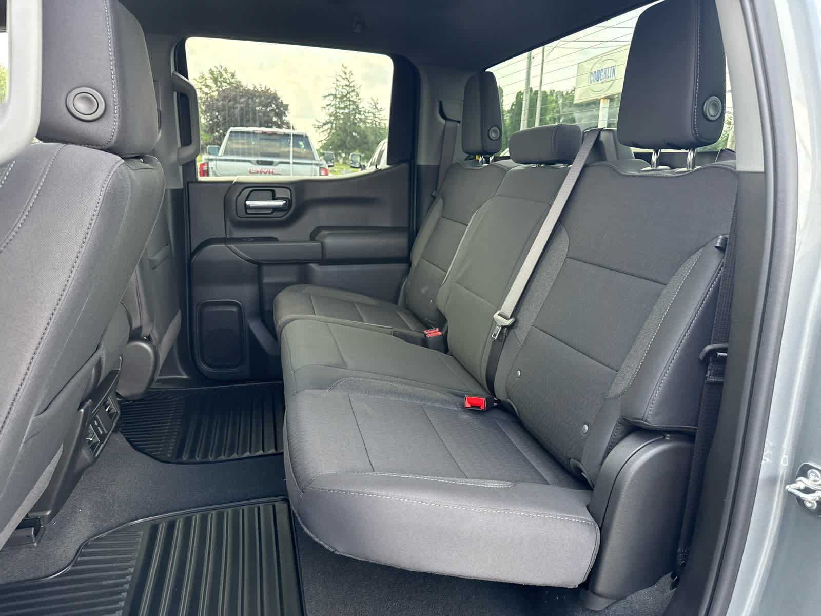 New 2026 Chevrolet Silverado 1500 Custom w/ Turbomax Blackout Package AWD/4WD image 23