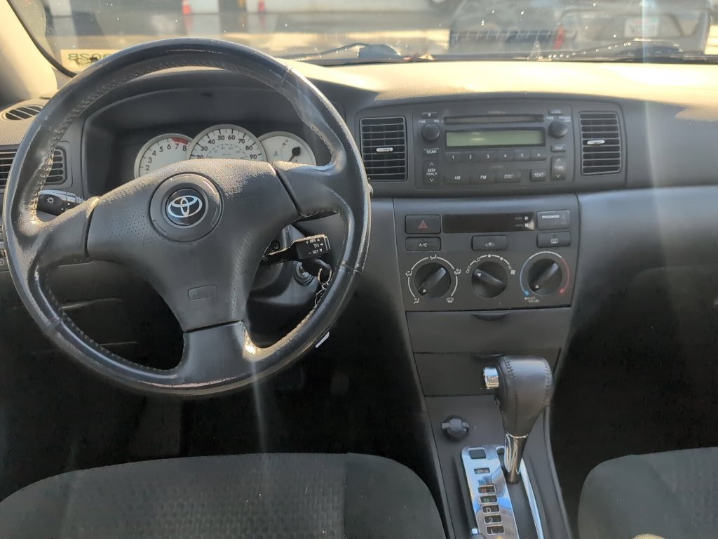 Used 2005 Toyota Corolla FWD image 10