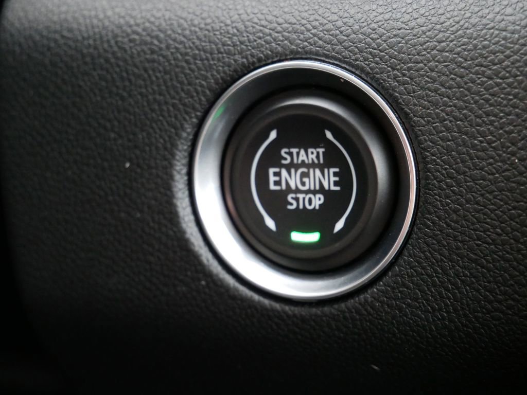 Used 2025 GMC Acadia Elevation image 25