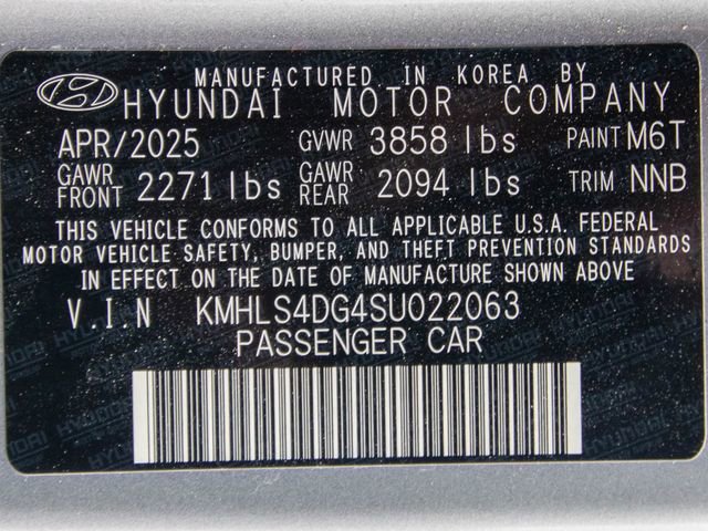 Used 2025 Hyundai Elantra SEL image 27