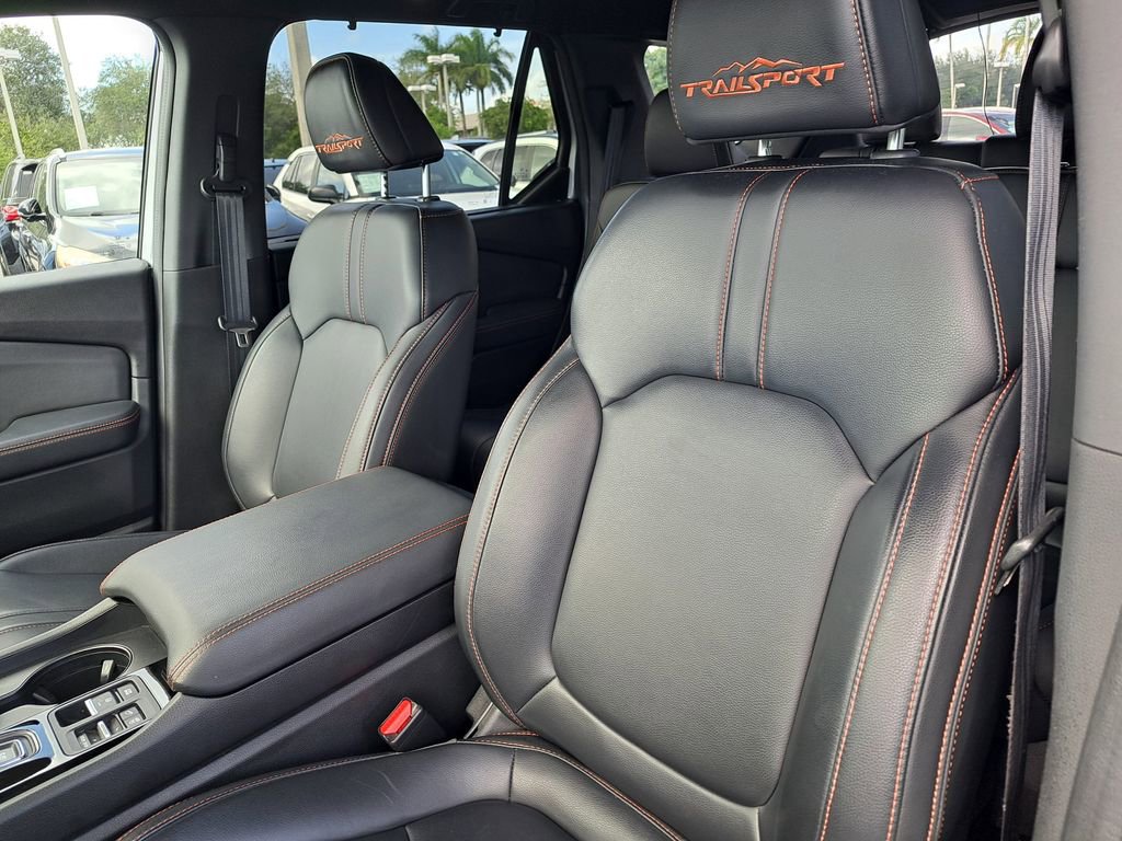 Used 2023 Honda Pilot TrailSport image 17