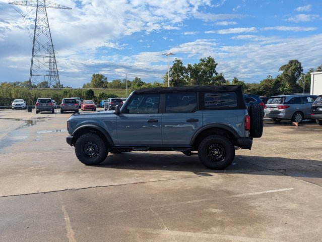 Used 2023 Ford Bronco Black Diamond image 8