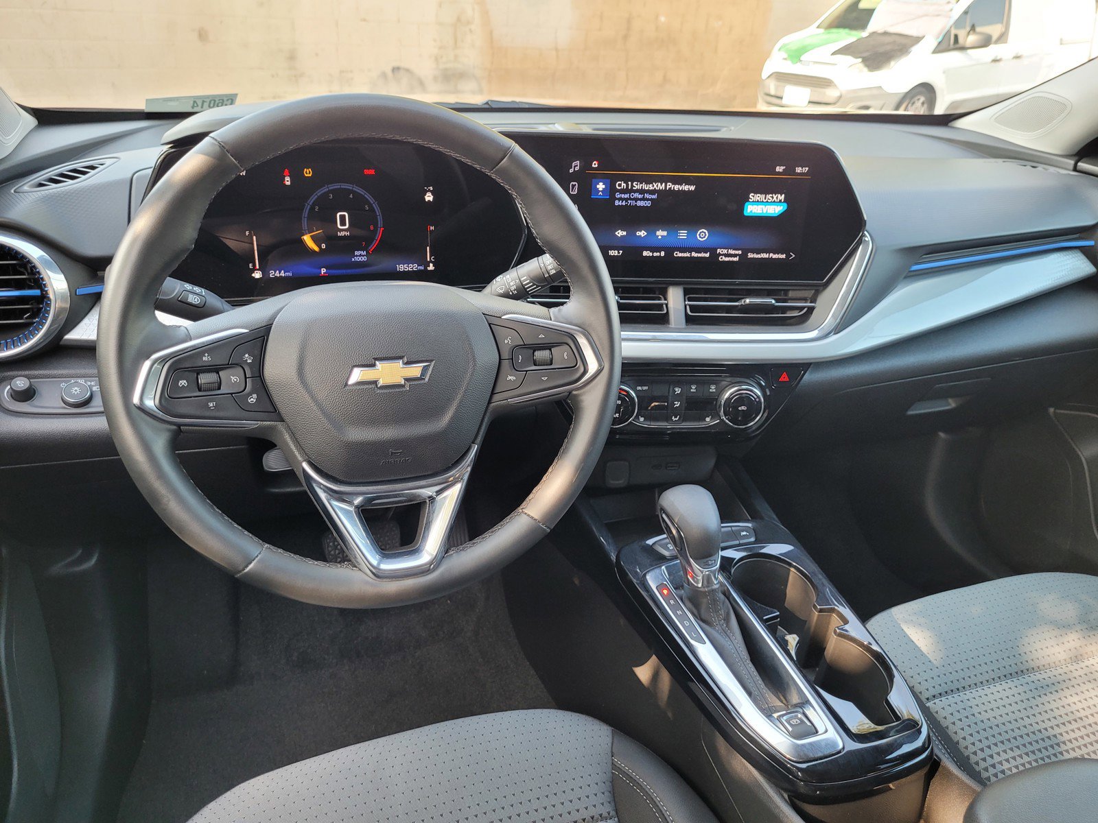 Used 2025 Chevrolet Trax LT w/ LT Convenience Package image 19