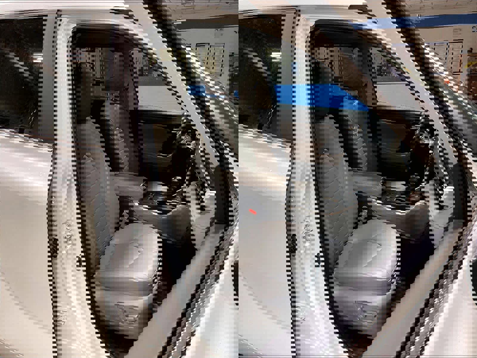 Used 2023 Toyota Highlander XLE image 11