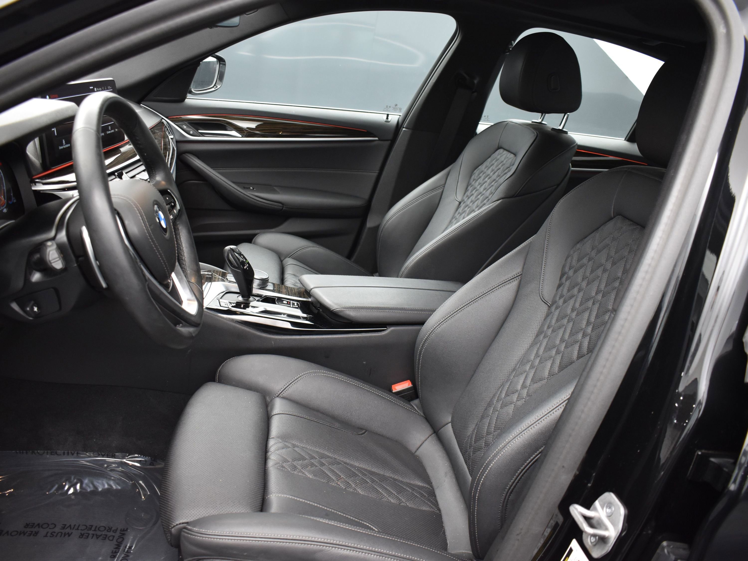 Used 2023 BMW 530i xDrive w/ Convenience Package image 14