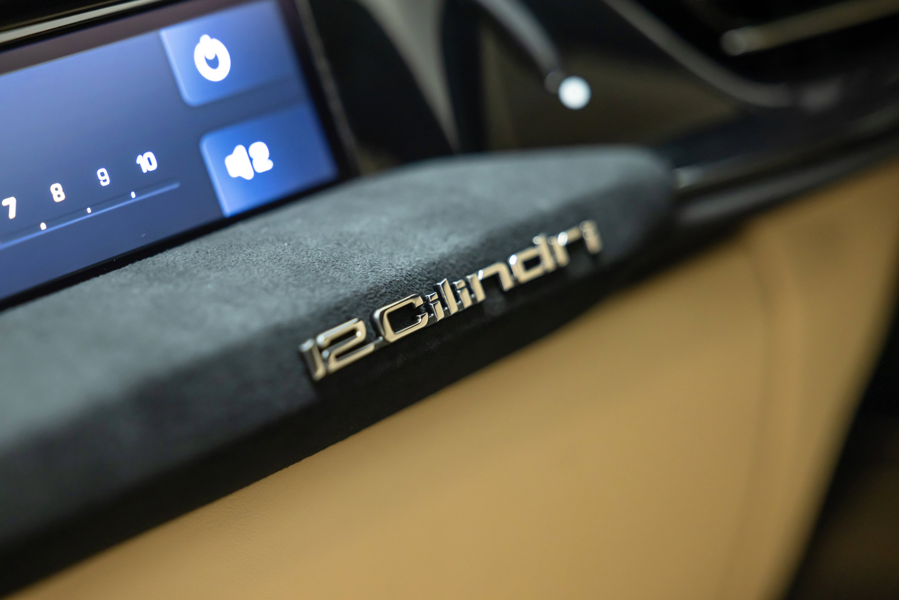 Certified 2025 Ferrari 12Cilindri image 27