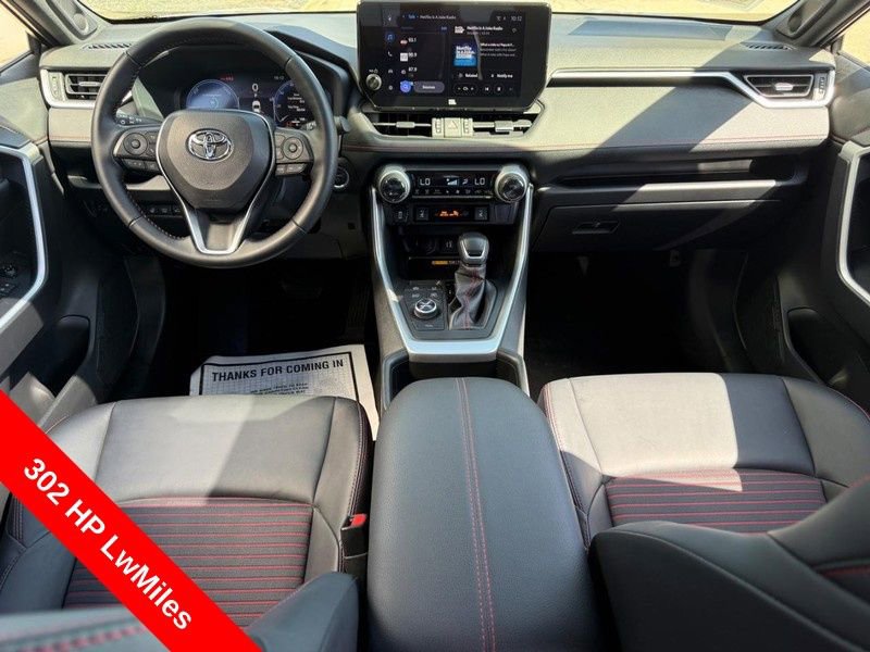 Used 2025 Toyota RAV4 XSE w/ Weather Package AWD/4WD image 15