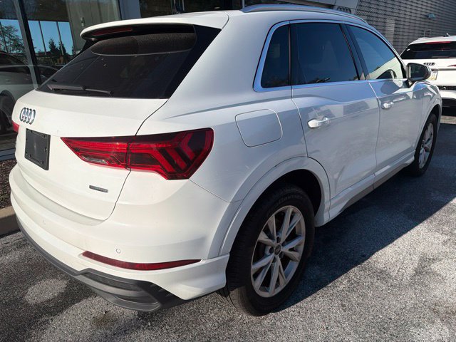 Used 2023 Audi Q3 2.0T Premium Plus w/ Premium Plus Package AWD/4WD image 9