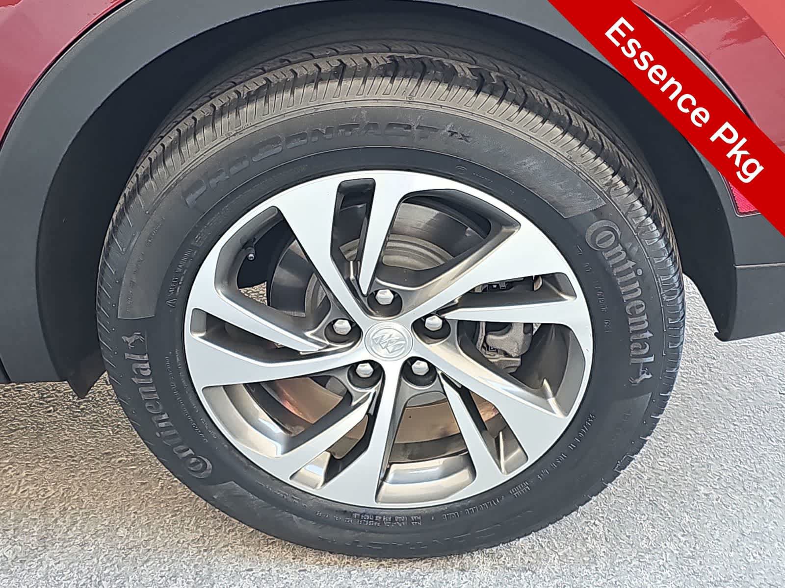 Used 2021 Buick Envision Essence w/ Technology Package I FWD image 12