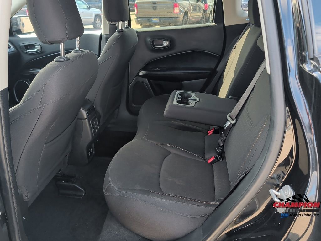 Used 2019 Jeep Compass Sport image 18