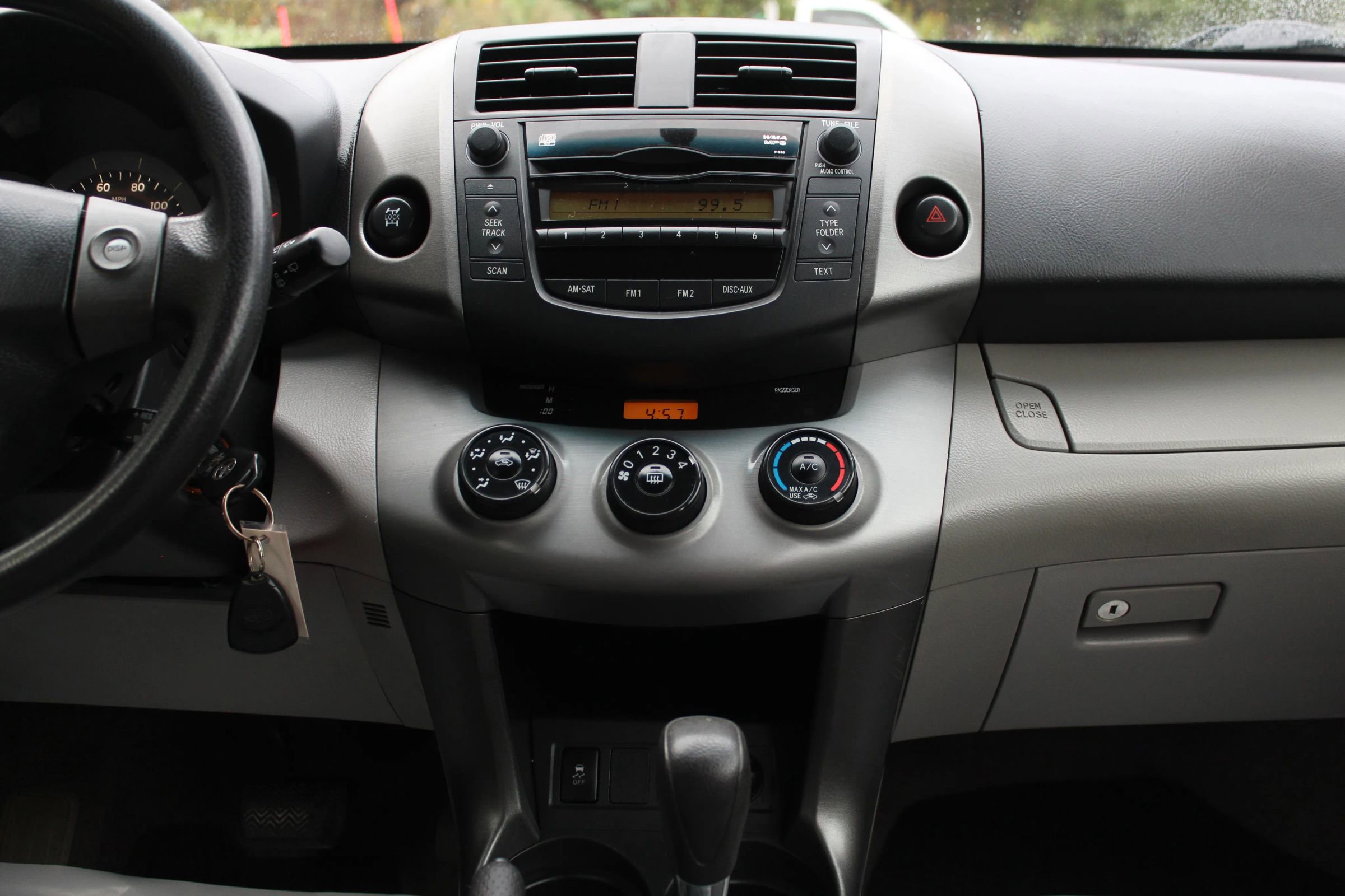 Used 2010 Toyota RAV4 4WD image 21