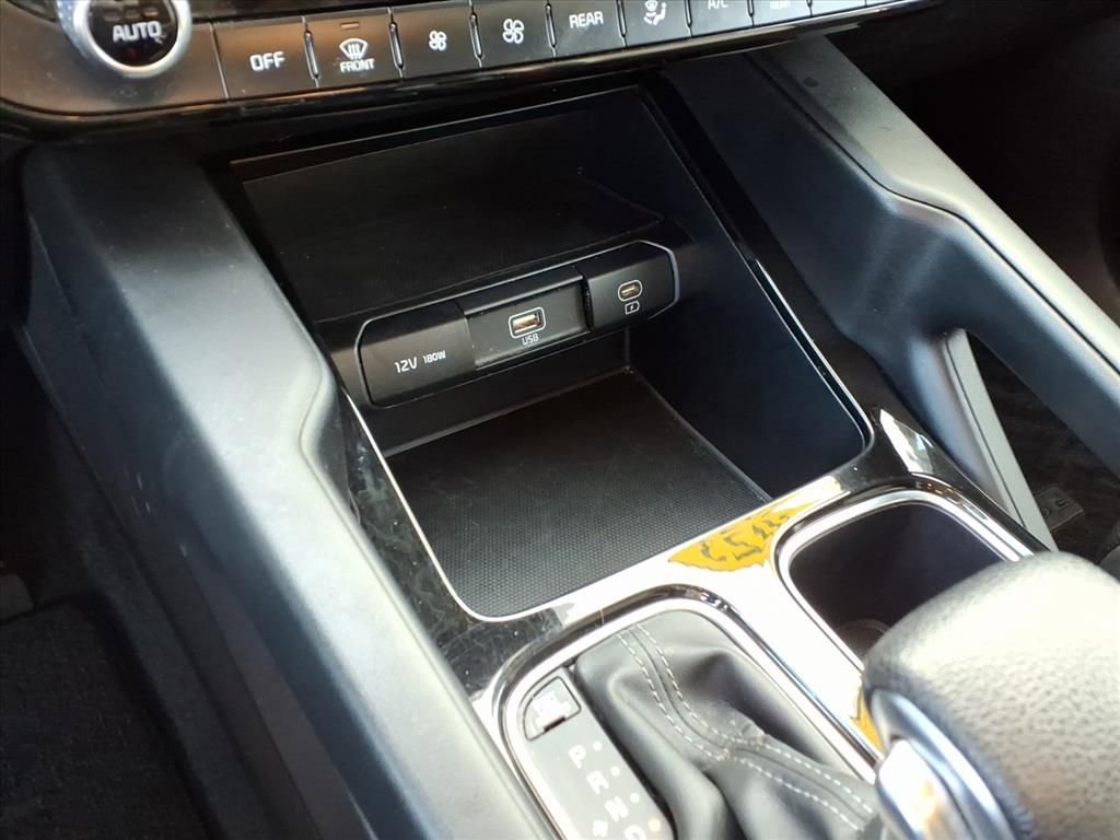 Used 2023 Kia Telluride LX image 28