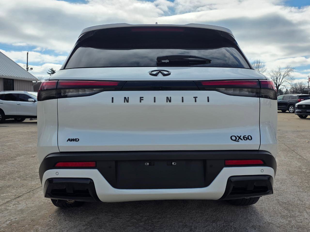 Used 2025 INFINITI QX60 Luxe w/ Black Edition image 21