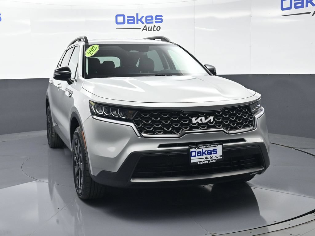 Certified 2022 Kia Sorento S AWD/4WD image 3