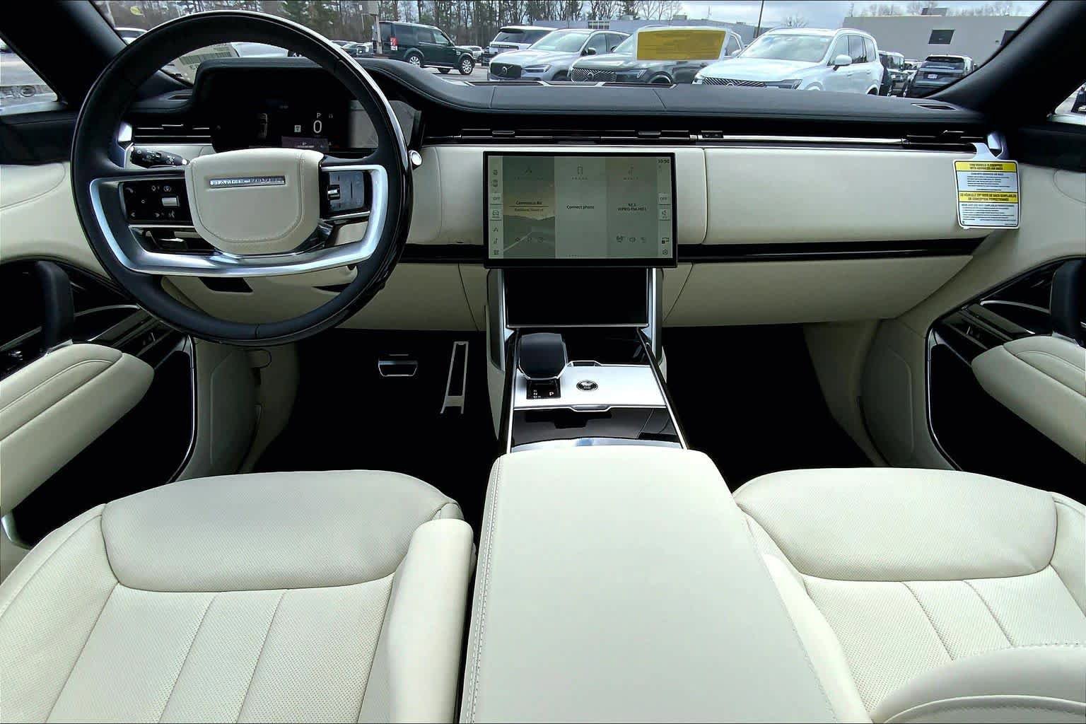 New 2026 Land Rover Range Rover SE AWD/4WD image 7