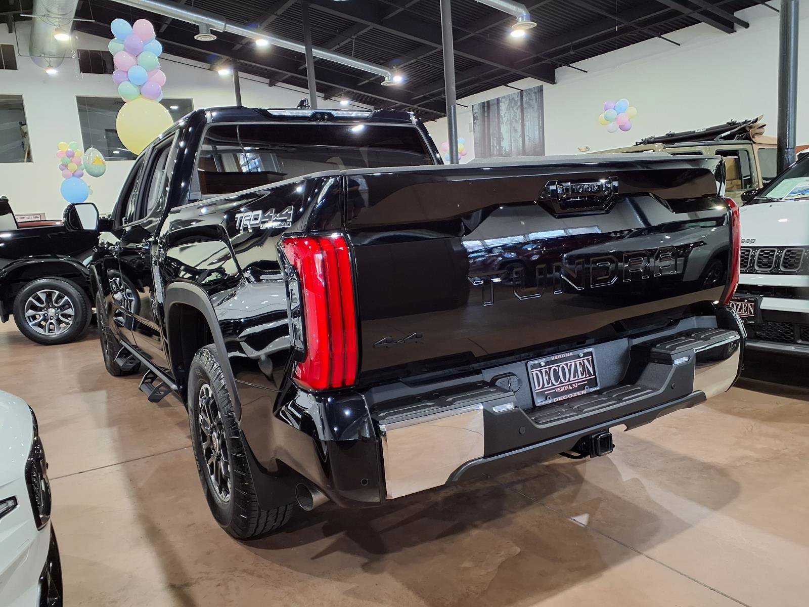 Used 2022 Toyota Tundra SR5 w/ TRD Off-Road Premium Package image 4