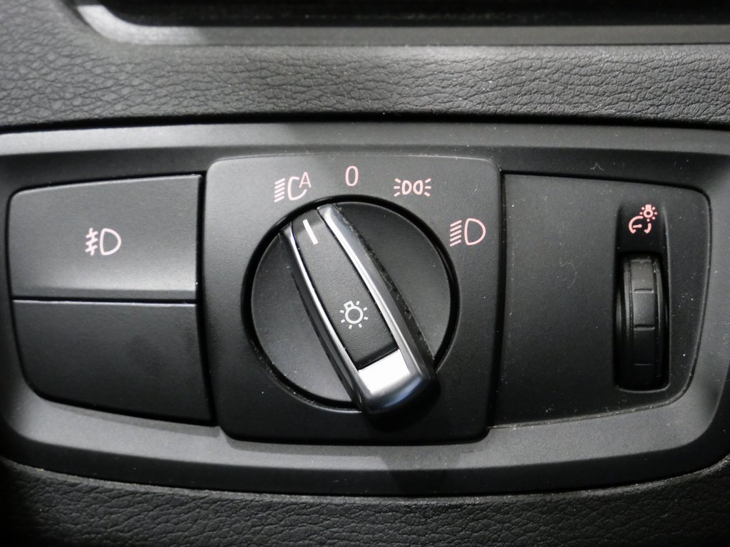 Used 2019 BMW X1 sDrive28i image 15