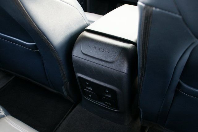 Used 2023 Ford Bronco Wildtrak image 34