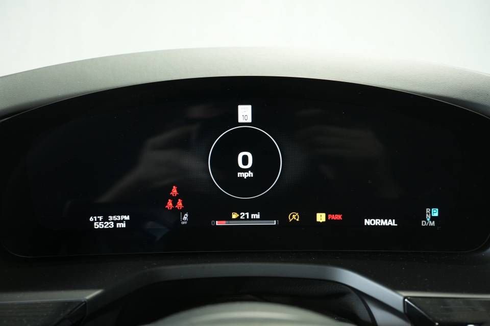 Certified 2025 Porsche Panamera GTS image 14