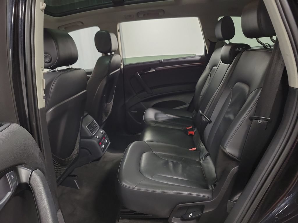 Used 2011 Audi Q7 3.0T Premium Plus AWD/4WD image 25