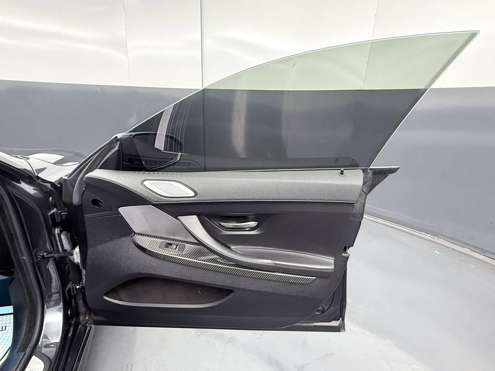 Used 2015 BMW M6 Gran Coupe RWD image 12