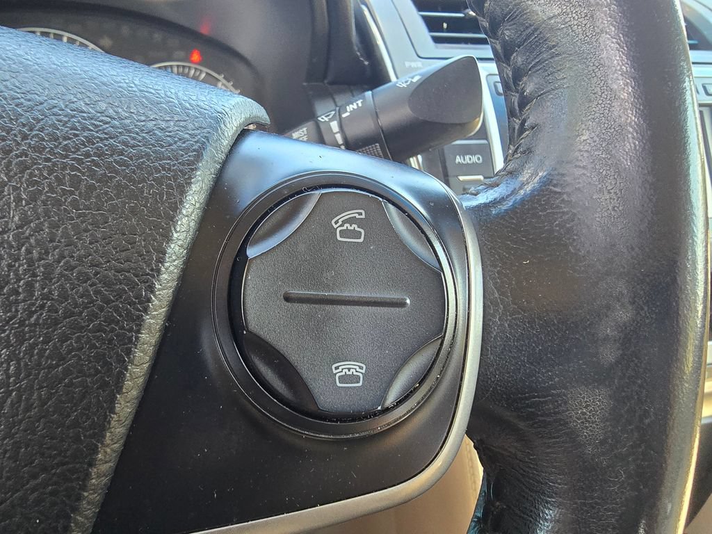 Used 2013 Toyota Camry XLE FWD image 29