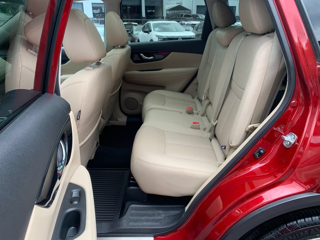 Used 2020 Nissan Rogue SL w/ Premium Package FWD image 23
