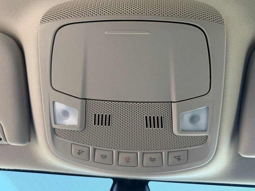 Used 2019 Ford Fusion SE FWD image 17