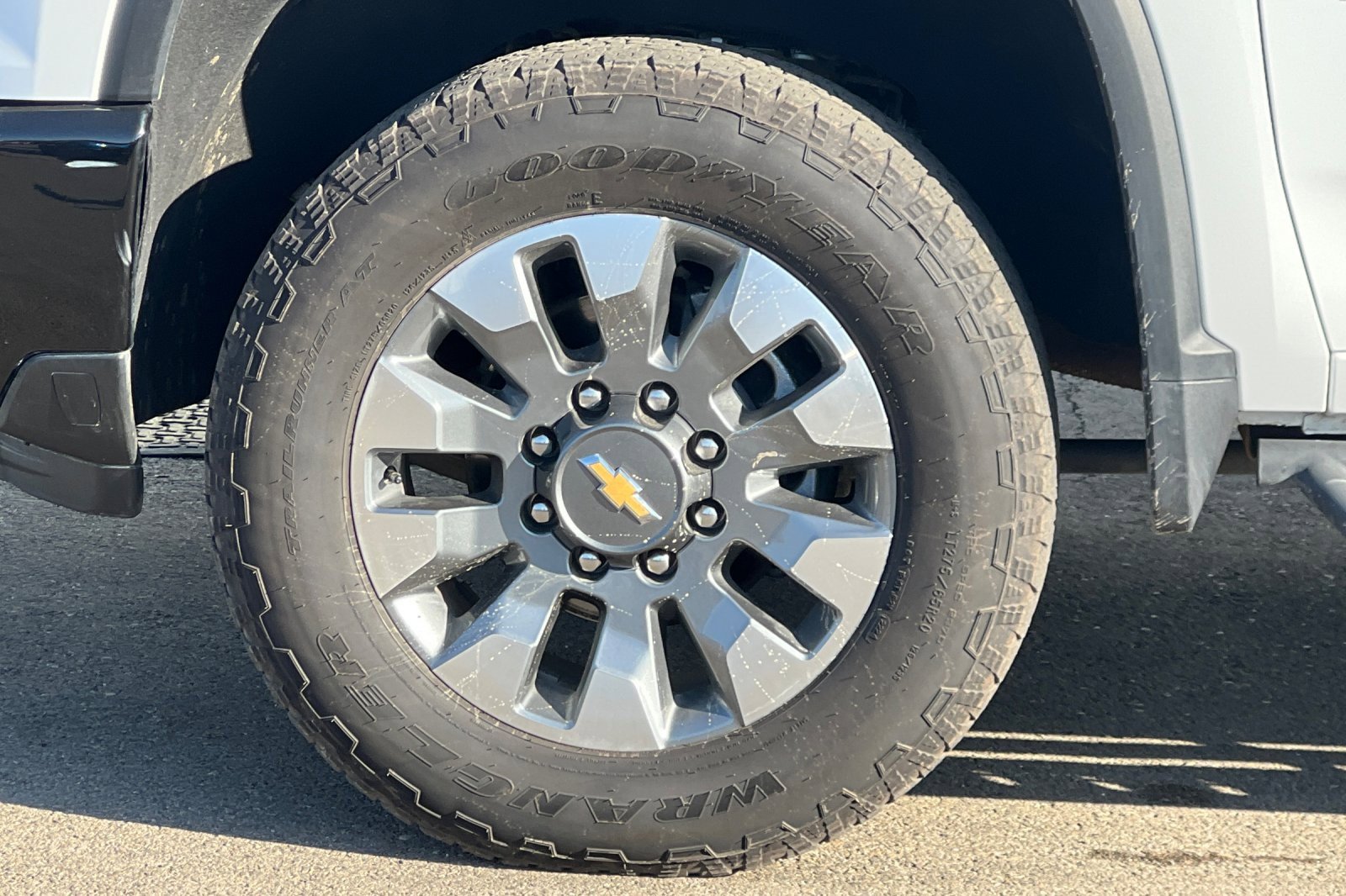 Used 2024 Chevrolet Silverado 2500 Custom w/ Custom Value Package image 25