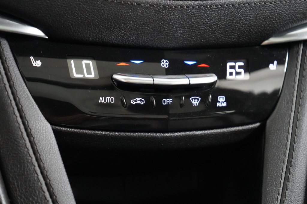 Used 2023 Cadillac XT6 Luxury AWD/4WD image 27
