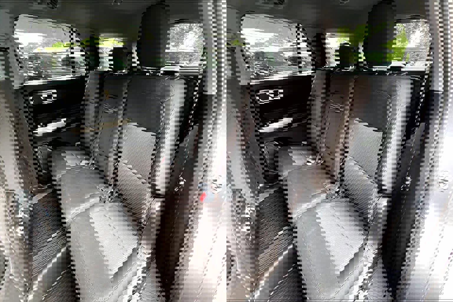 Used 2022 Ford Explorer XLT image 21