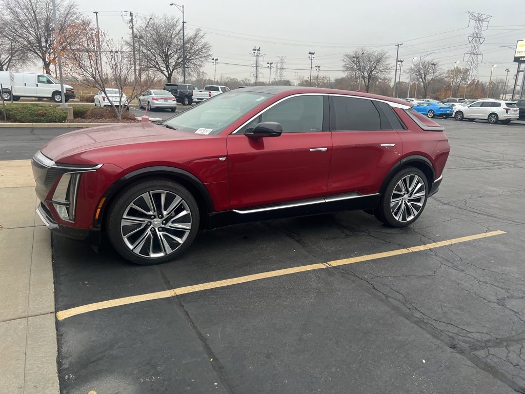 Used 2024 Cadillac Lyriq Luxury w/ LPO, Floor Liner Package