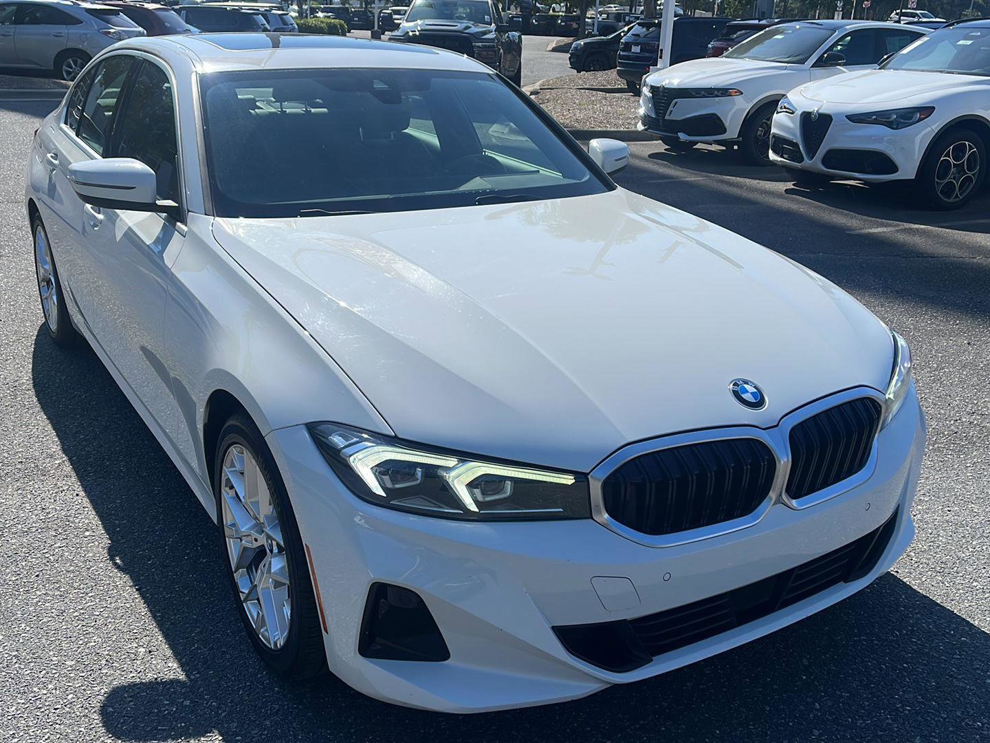 Used 2025 BMW 330i Sedan RWD image 6