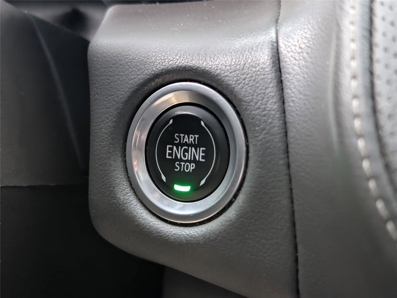 Used 2021 GMC Yukon SLT w/ SLT Luxury Plus Package image 34