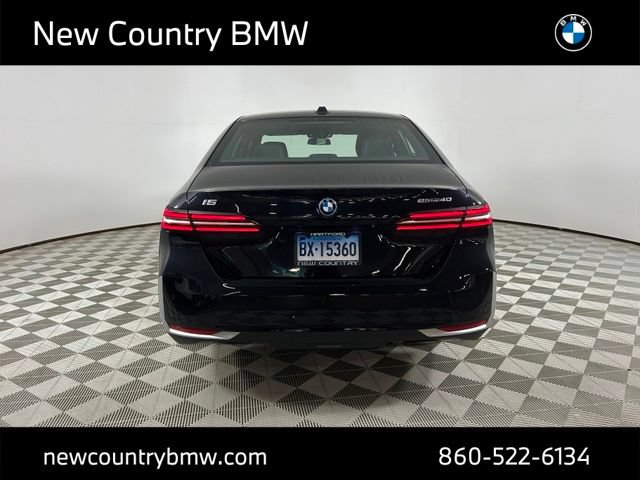 Used 2024 BMW i5 eDrive40i w/ Premium Package RWD image 6