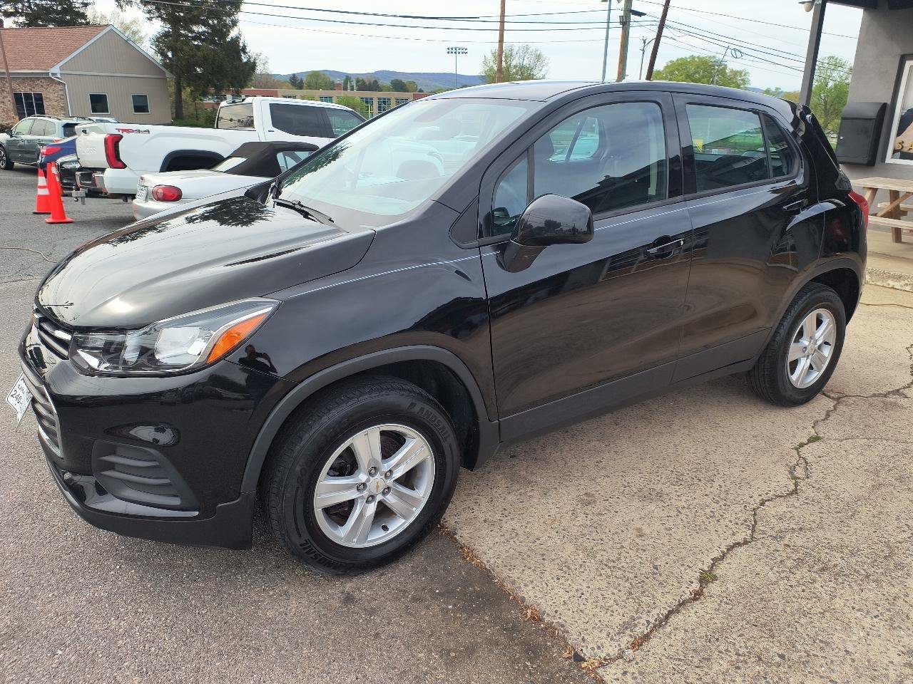 Used 2020 Chevrolet Trax LS AWD/4WD image 6