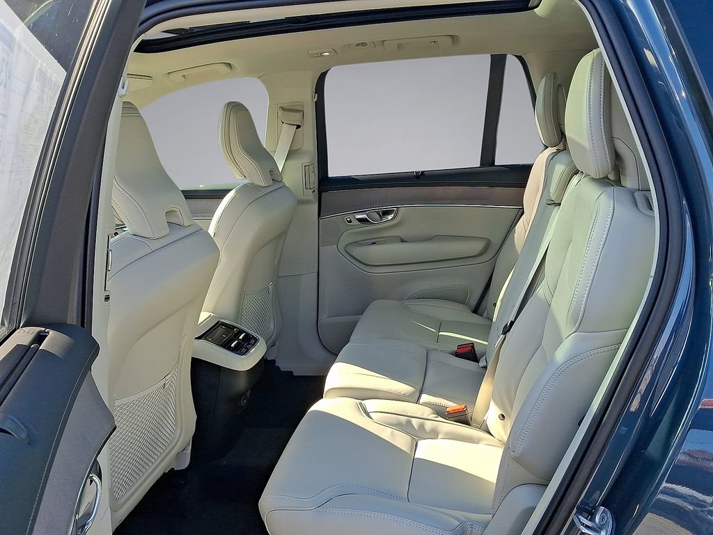 New 2026 Volvo XC90 B6 Ultra w/ Protection Package AWD/4WD image 19