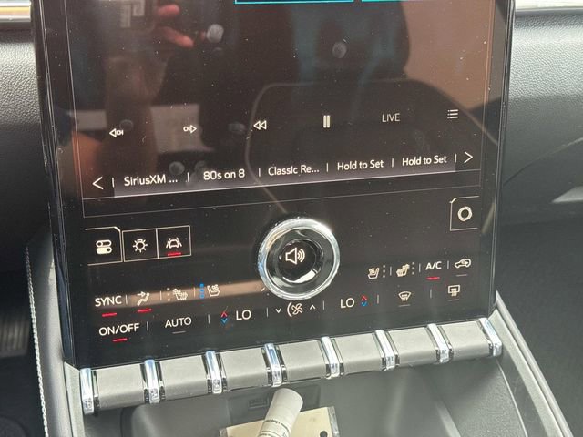 New 2026 GMC Terrain Denali w/ LPO, Black Badging Package image 29